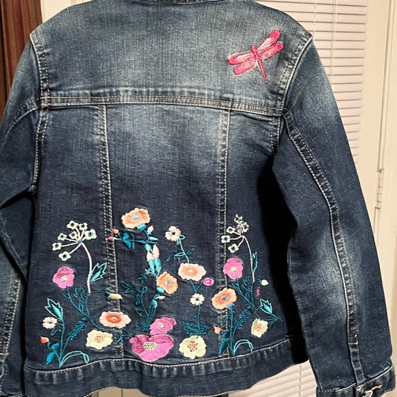 PEEK PRE-LOVED LITTLE GIRL FLORAL & BUTTERFLY EMBROIDERED DENIM JACKET - Picture 9 of 11